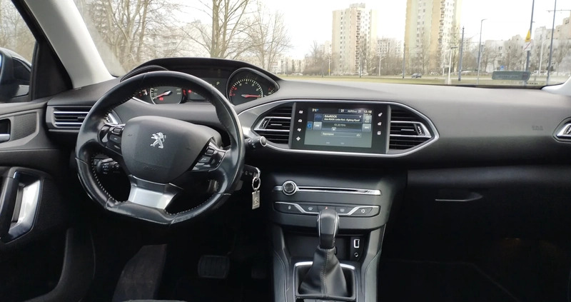 Peugeot 308 cena 46000 przebieg: 109781, rok produkcji 2016 z Warszawa małe 172